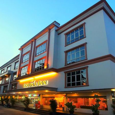 Lovina Inn Penuin Nagoya Esterno foto