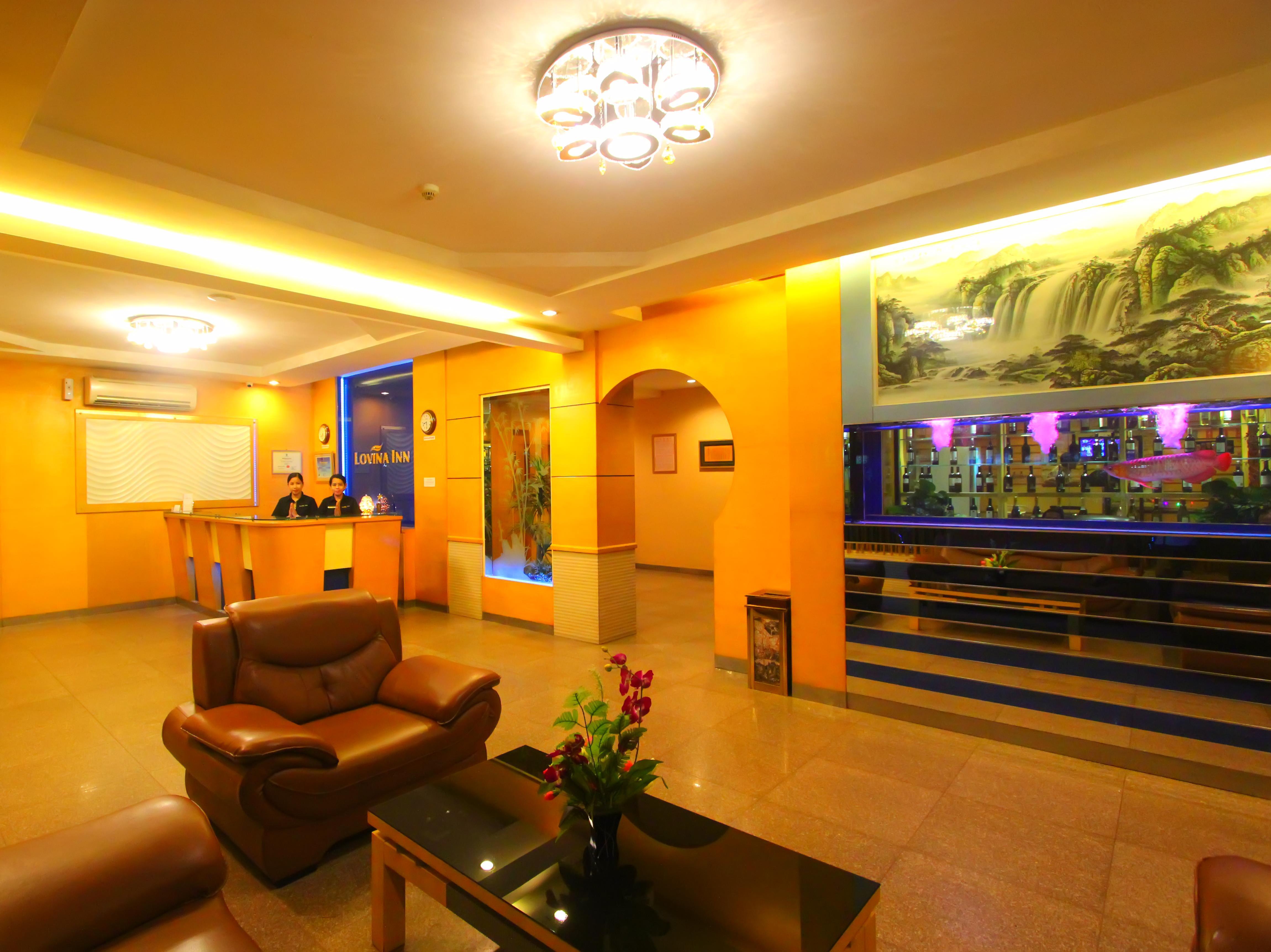 Lovina Inn Penuin Nagoya Esterno foto