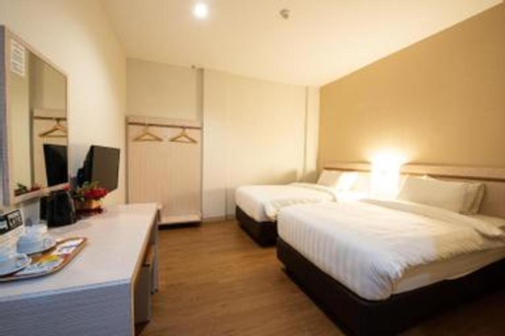 Lovina Inn Penuin Nagoya Esterno foto